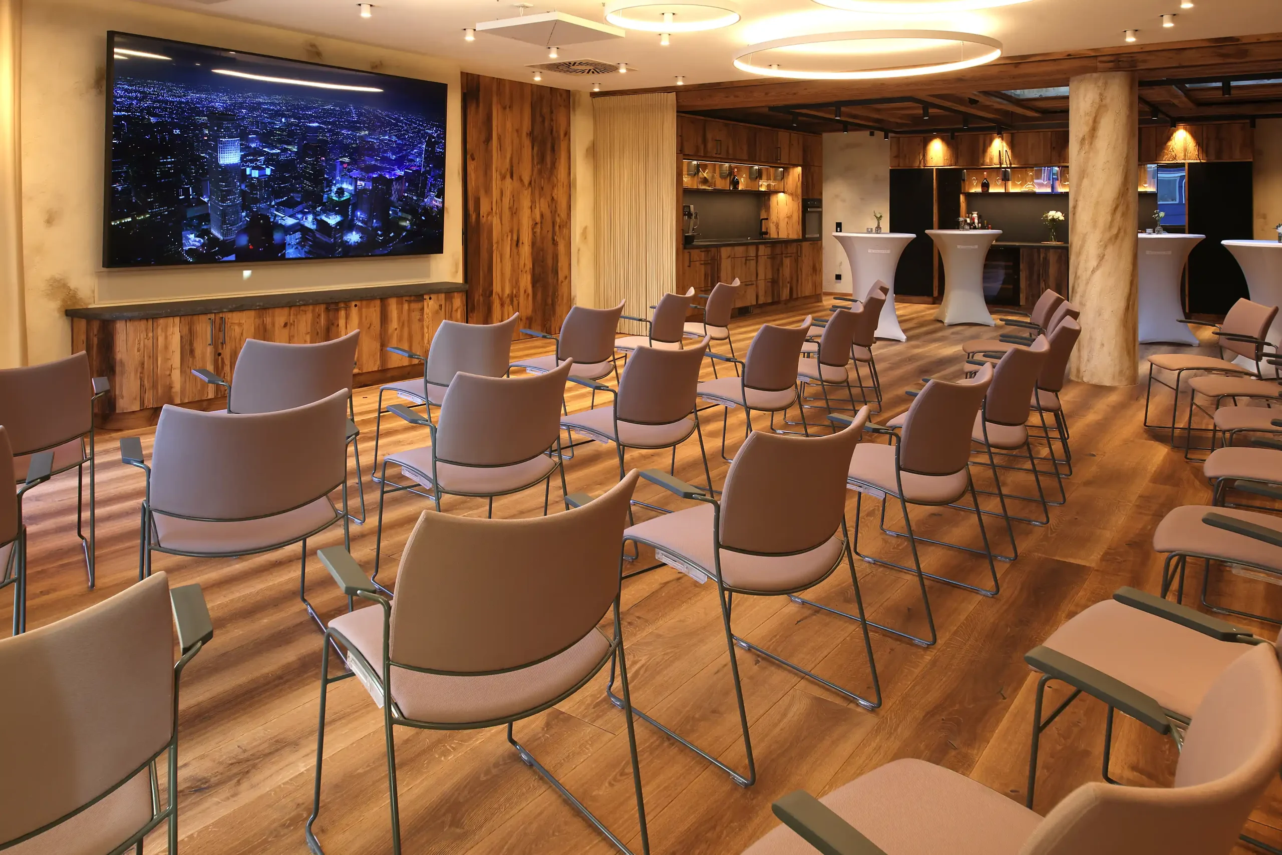 Raum Layout Bild 3 Theater