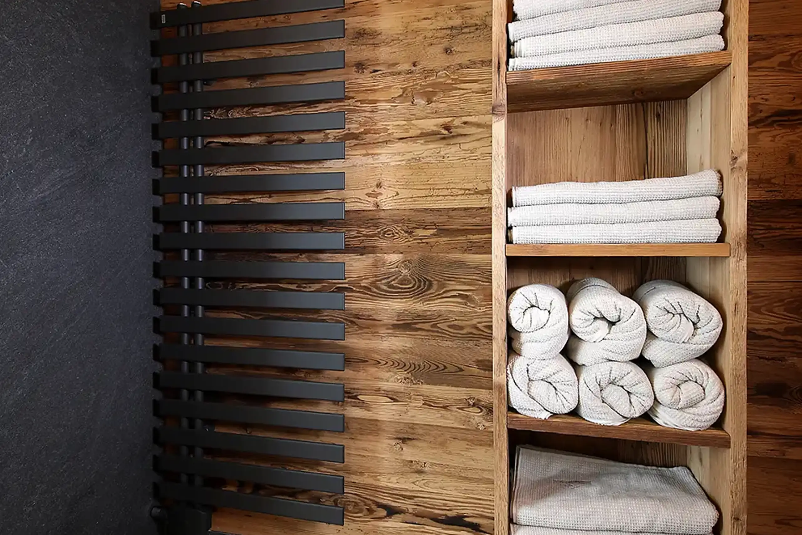 Badezimmer im Wellnessbereich des Chalet O